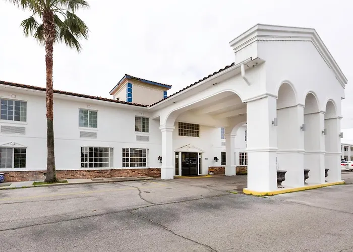 Oyo La I-10 & Motel